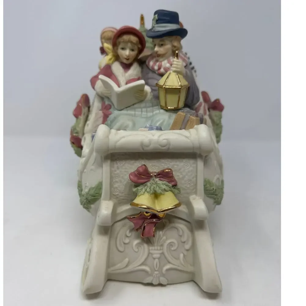 Timeless Inspirations Radiance Collection Musical Carollers in Sleigh Gifts Tree